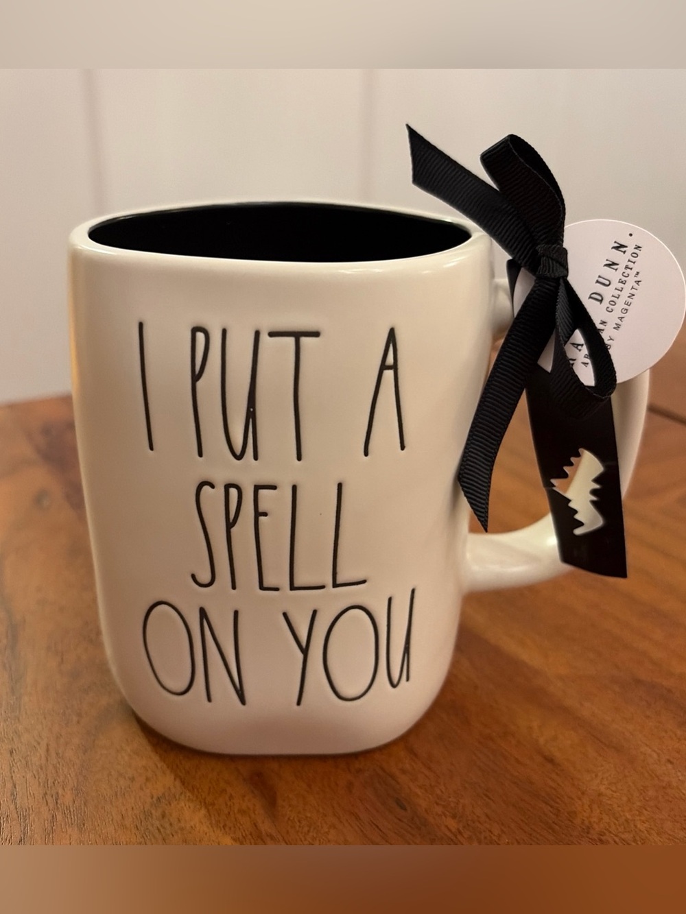 NWT Rae Dunn "I Put A Spell On You" Halloween Coffee Mug Black Interior Witch